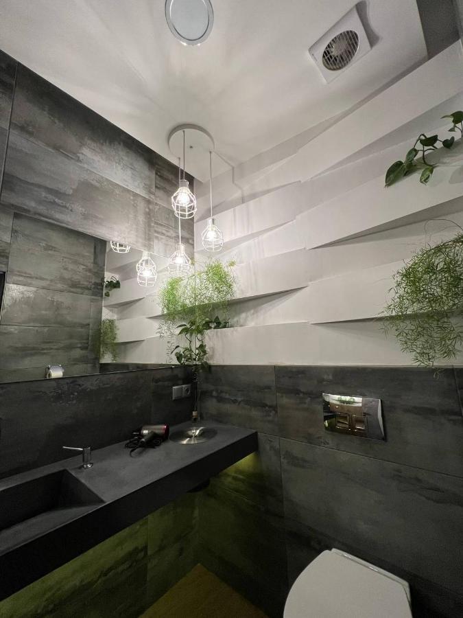 Blum Hotel Lviv Eksteriør billede