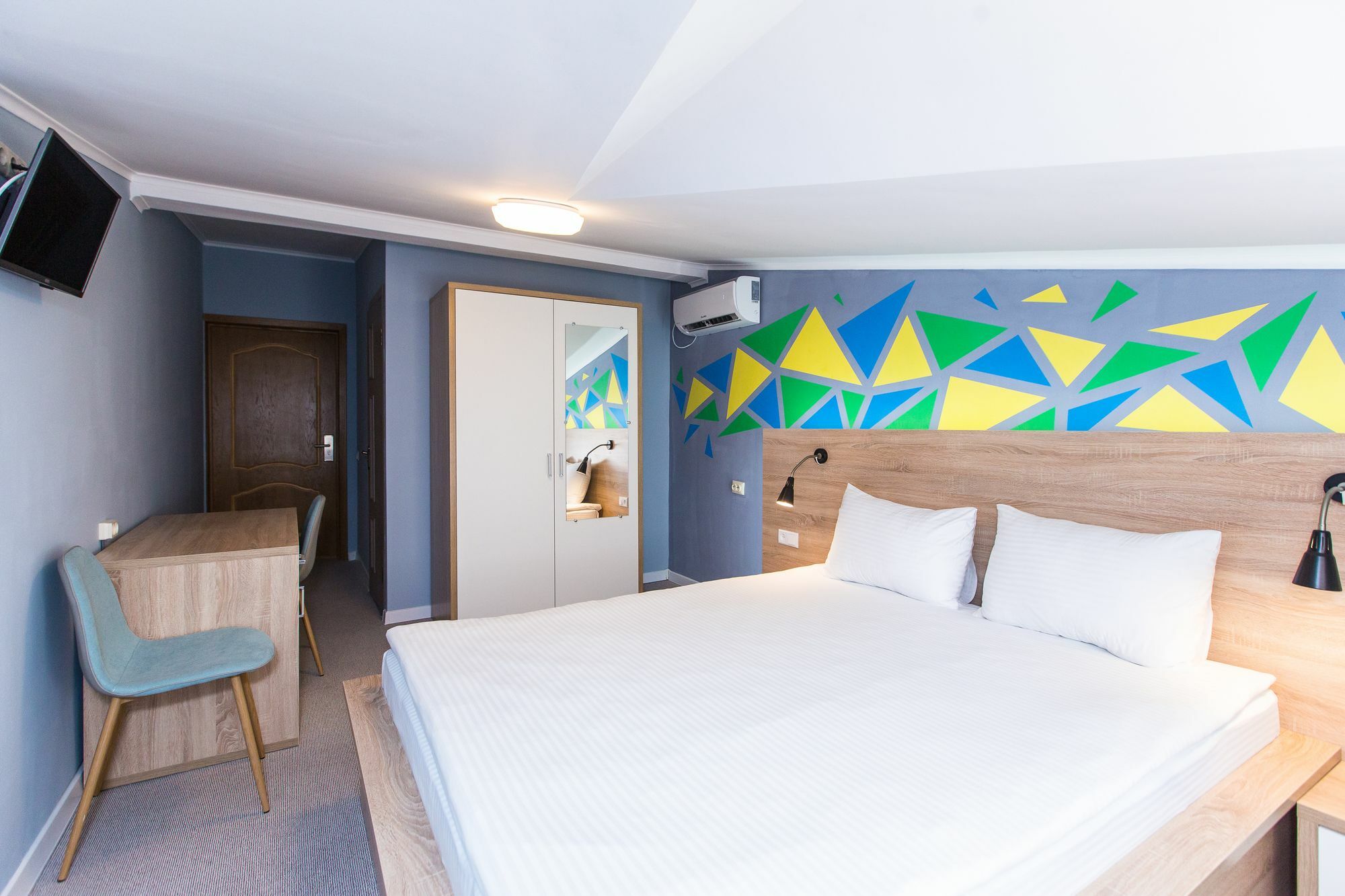 Blum Hotel Lviv Eksteriør billede