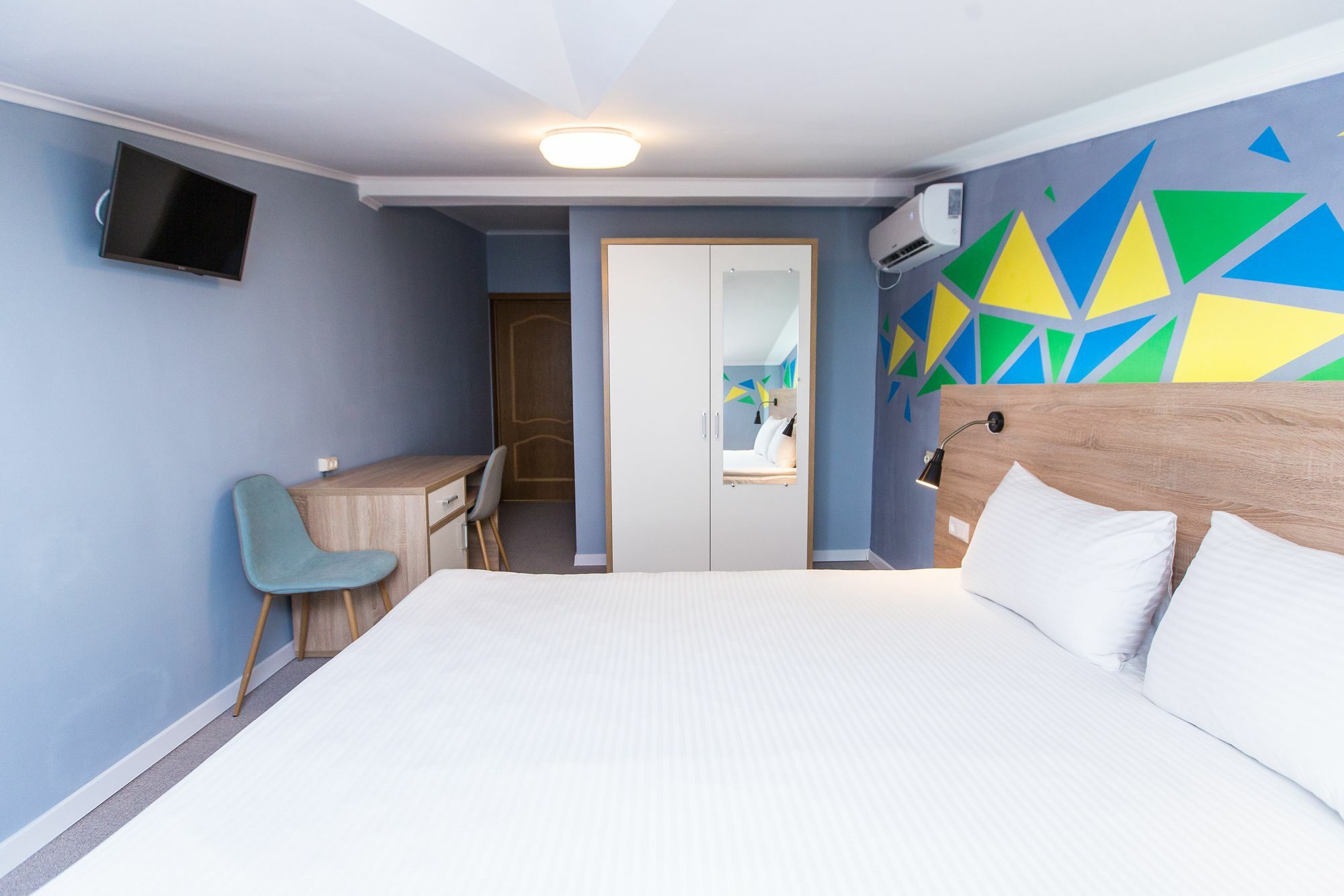 Blum Hotel Lviv Eksteriør billede